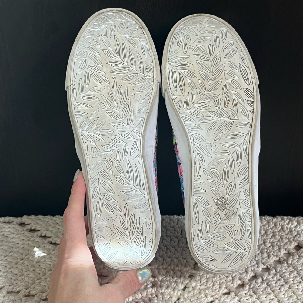 Floral Slip-On Women's Sneakers - Picture 11 of 11